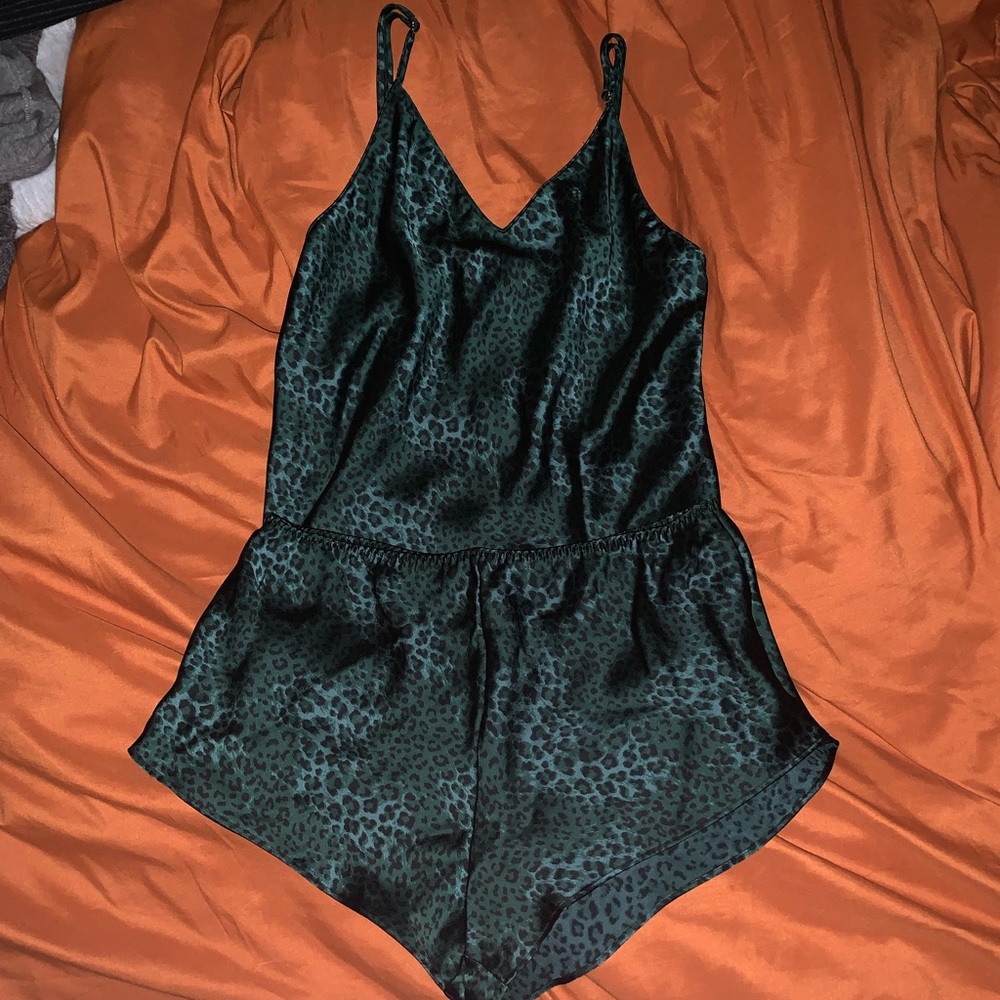 Victoria Secret Sleep Set